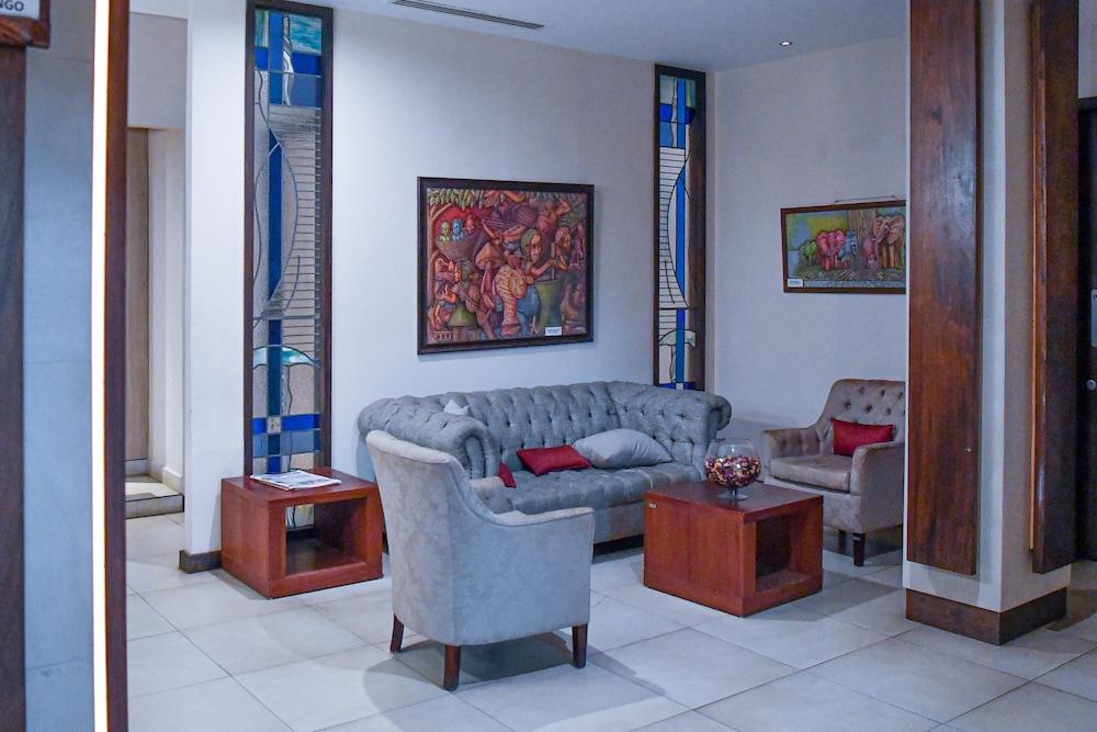 Hillpark Hotel Найроби Екстериор снимка