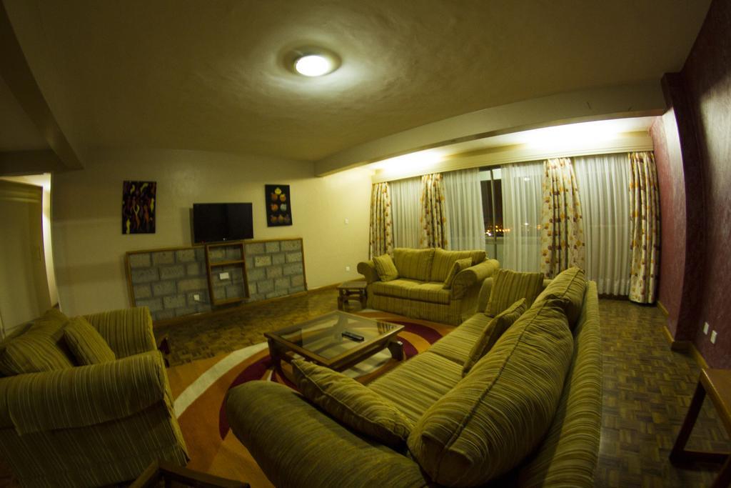 Hillpark Hotel Найроби Екстериор снимка