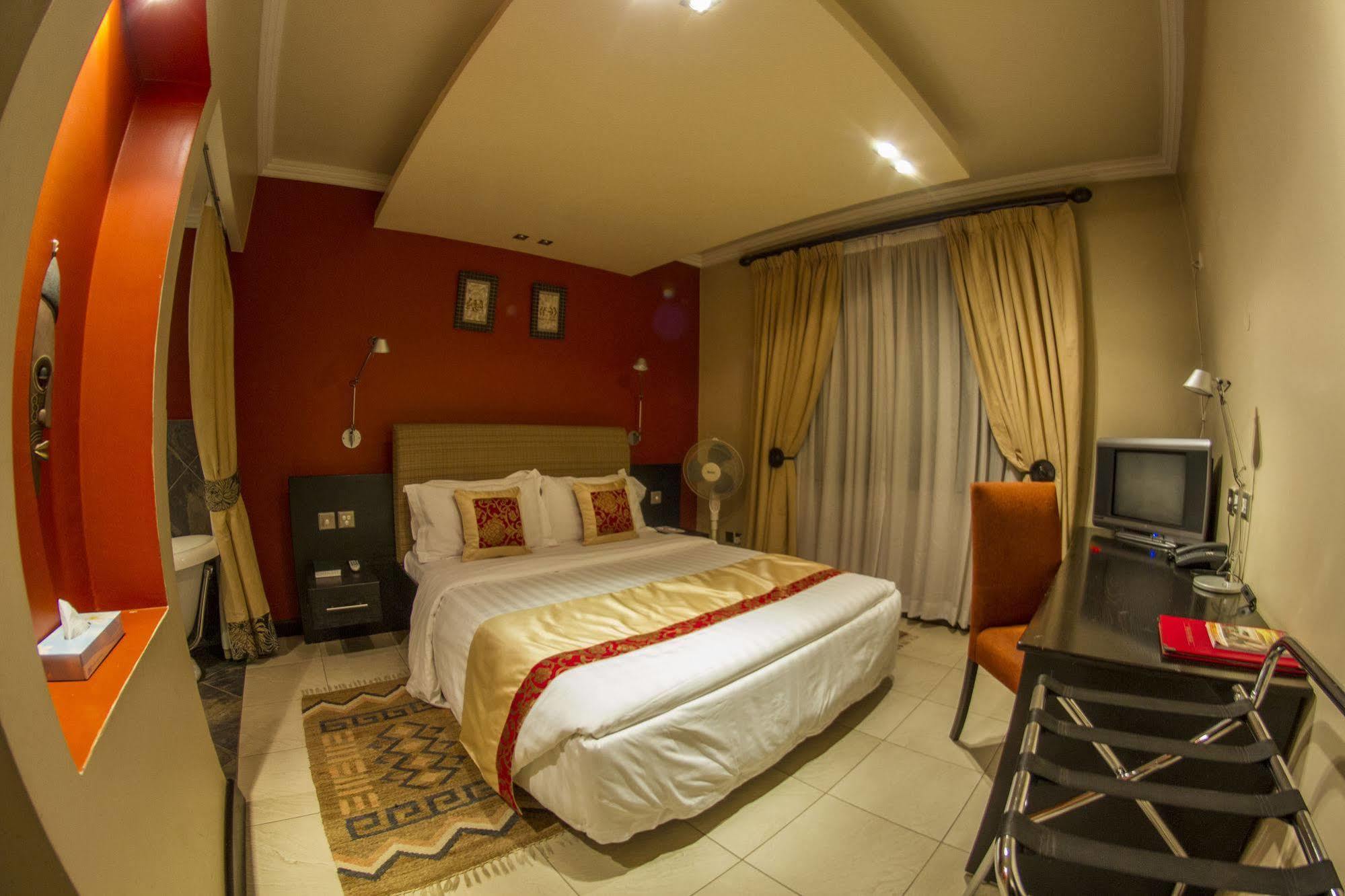Hillpark Hotel Найроби Екстериор снимка